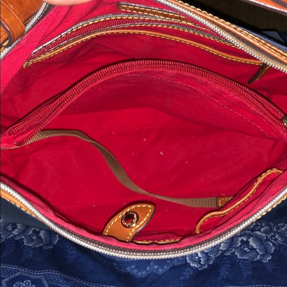 Dooney & Bourke purse - Picture 5 of 7